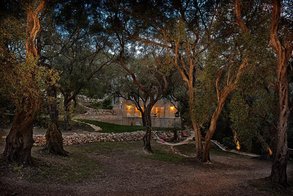 Mavres Luxury Studio Agios Matthaios (Corfu) Exterior foto