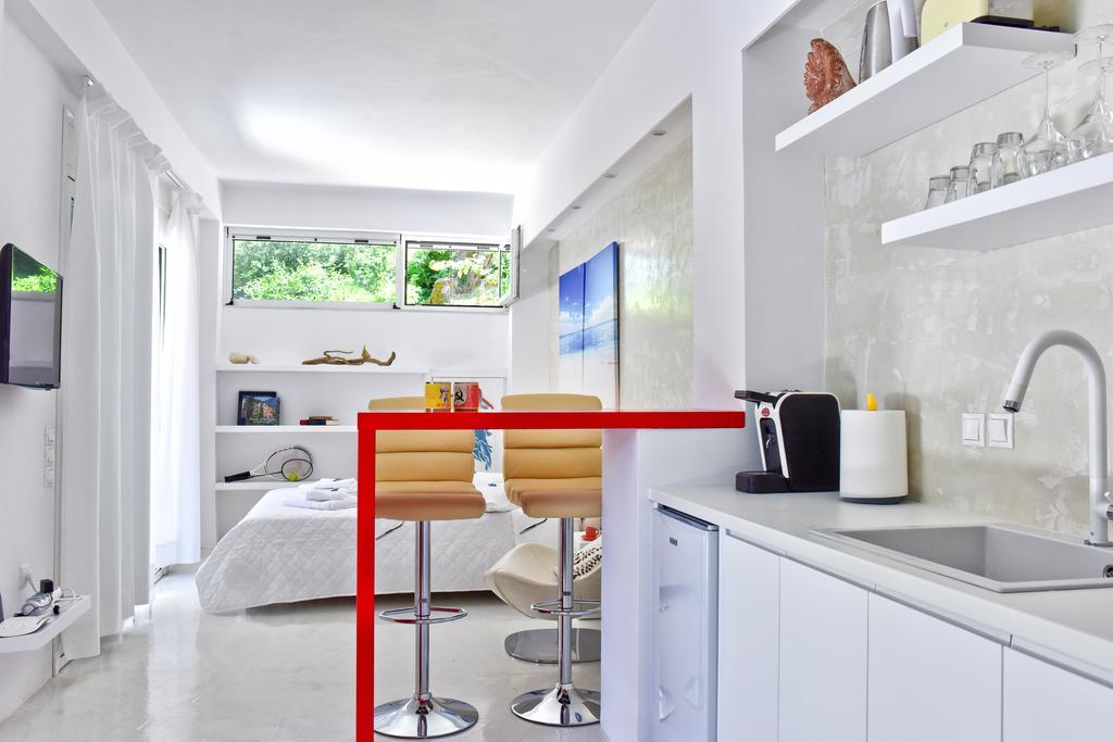 Mavres Luxury Studio Agios Matthaios (Corfu) Exterior foto